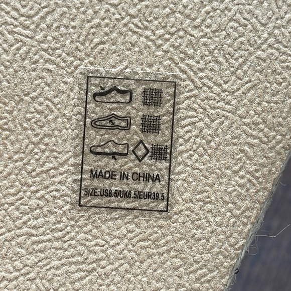 NWOT Qupid Women’s Rhinestone Flat Espadrilles Size 8.5 - Picture 7 of 7